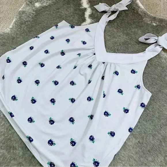 NWT Banana Republic Floral Top - Picture 6 of 10